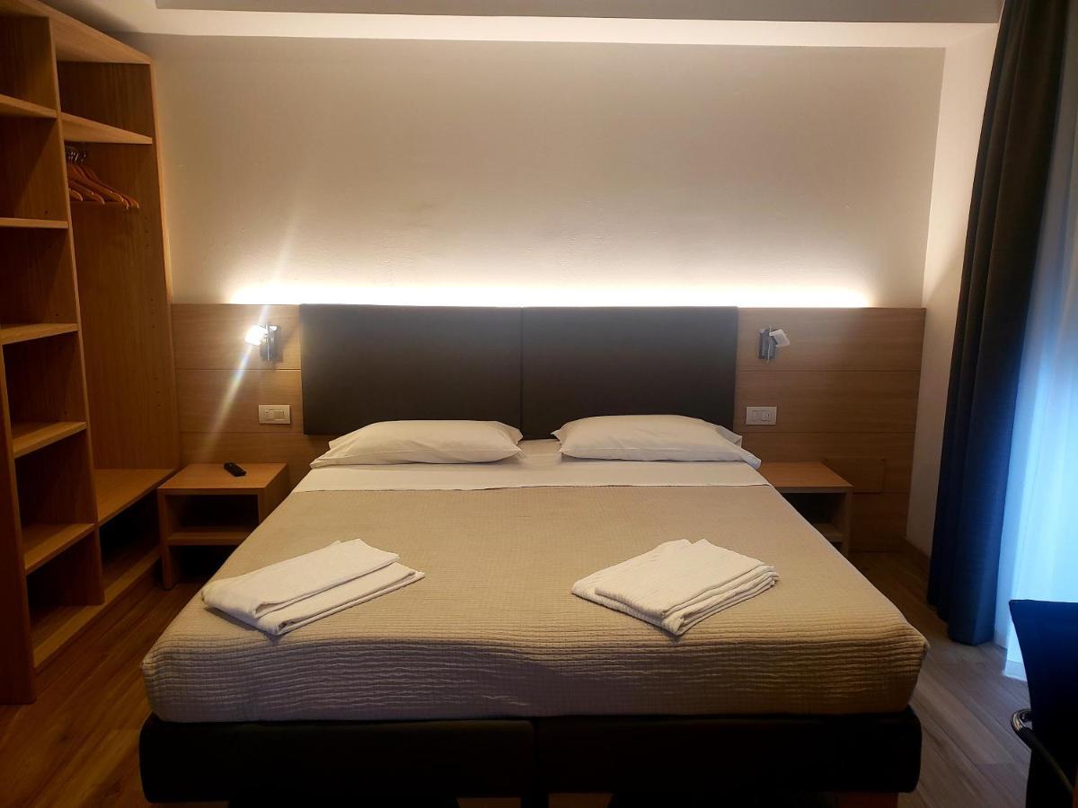 Hotel Cantaleone 산 미켈레 알라디게 외부 사진