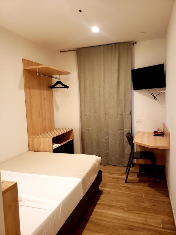 Hotel Cantaleone 산 미켈레 알라디게 외부 사진