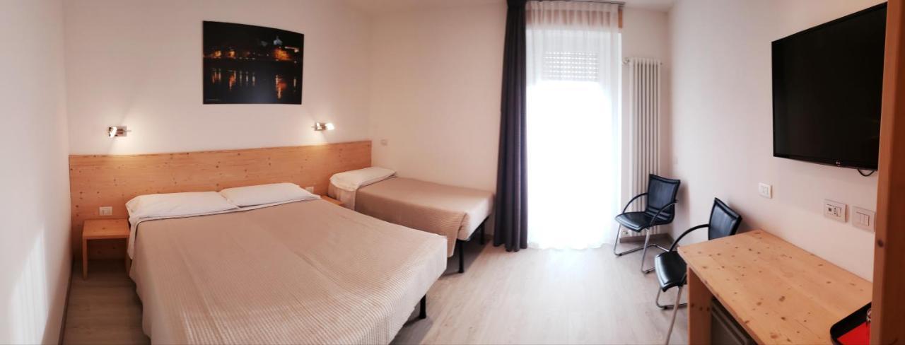 Hotel Cantaleone 산 미켈레 알라디게 외부 사진