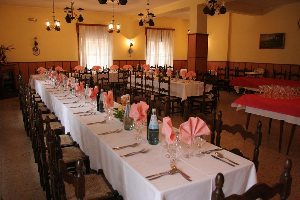 Hotel Cantaleone 산 미켈레 알라디게 외부 사진