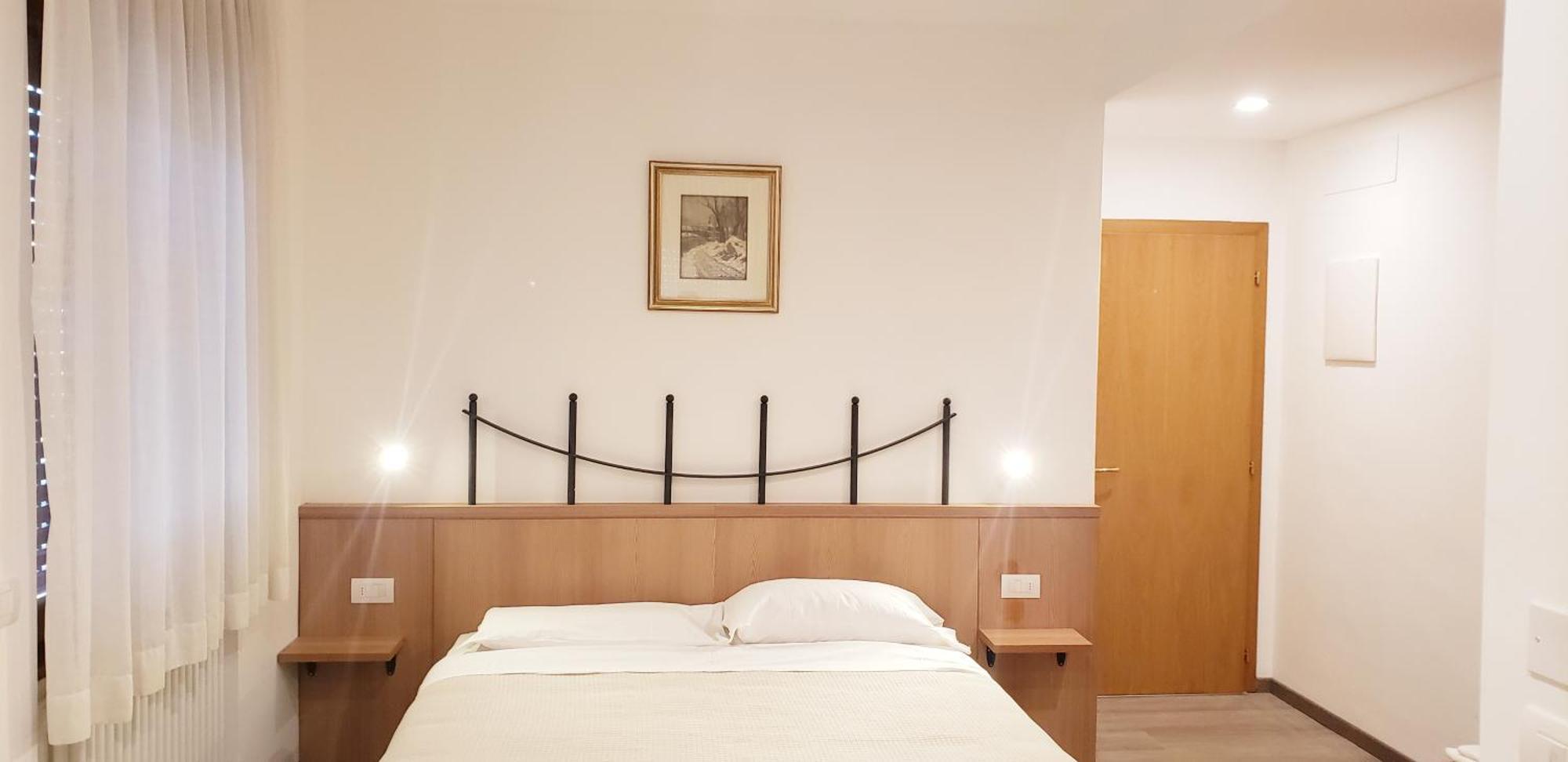 Hotel Cantaleone 산 미켈레 알라디게 외부 사진